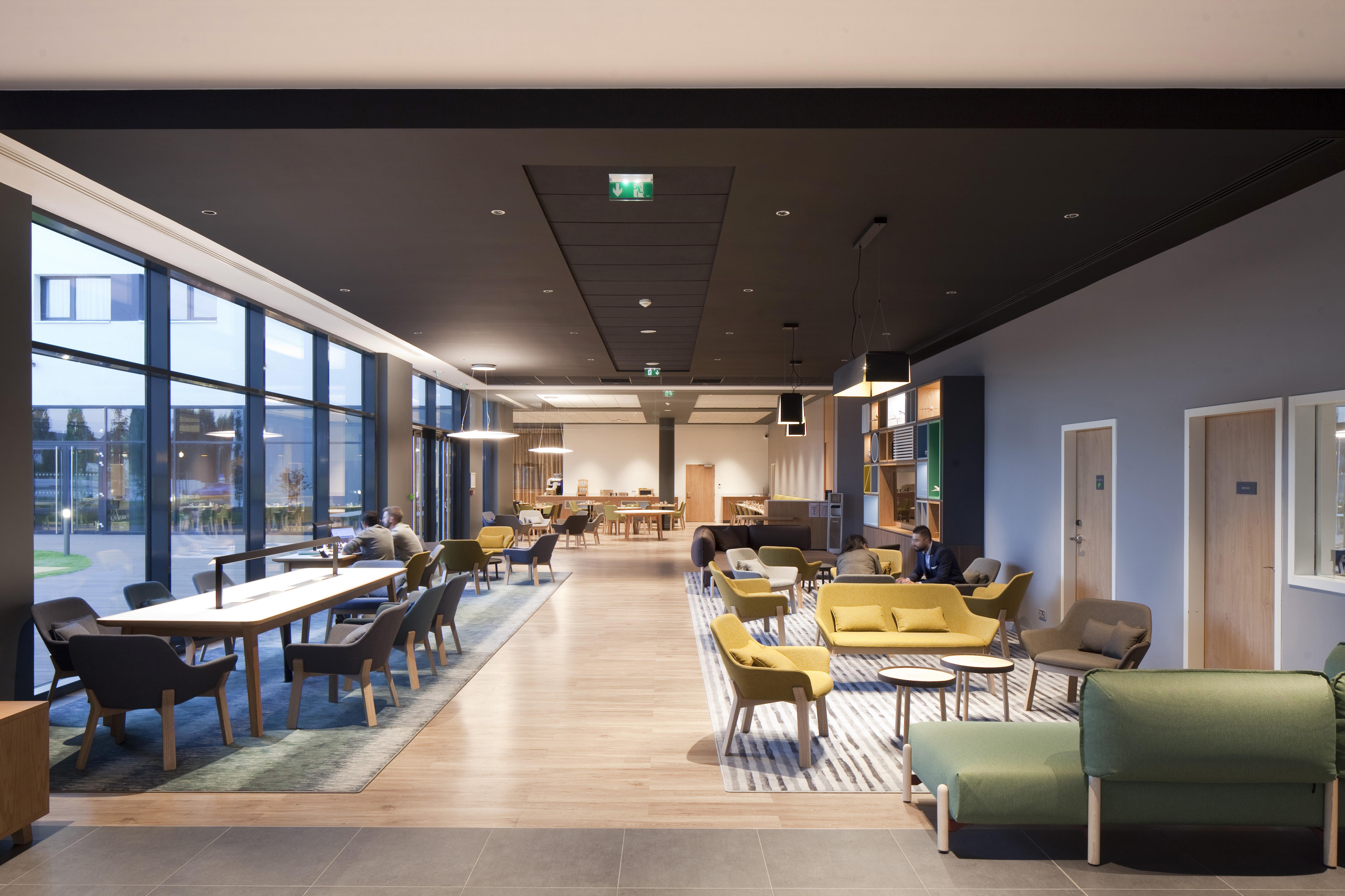 Holiday Inn Paris Cdg Airport An Ihg Hotel Руасси-эн-Франс Экстерьер фото
