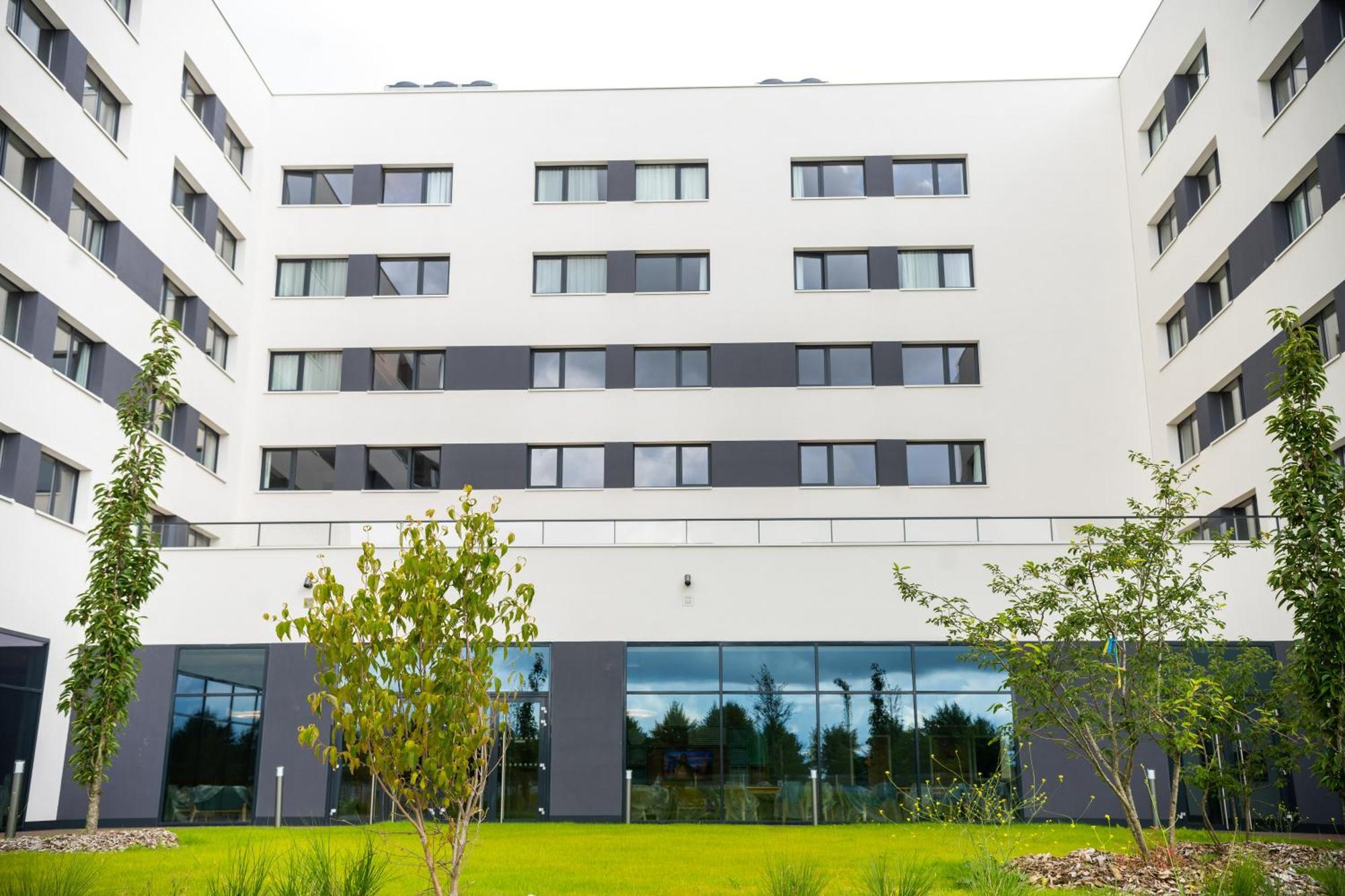 Holiday Inn Paris Cdg Airport An Ihg Hotel Руасси-эн-Франс Экстерьер фото